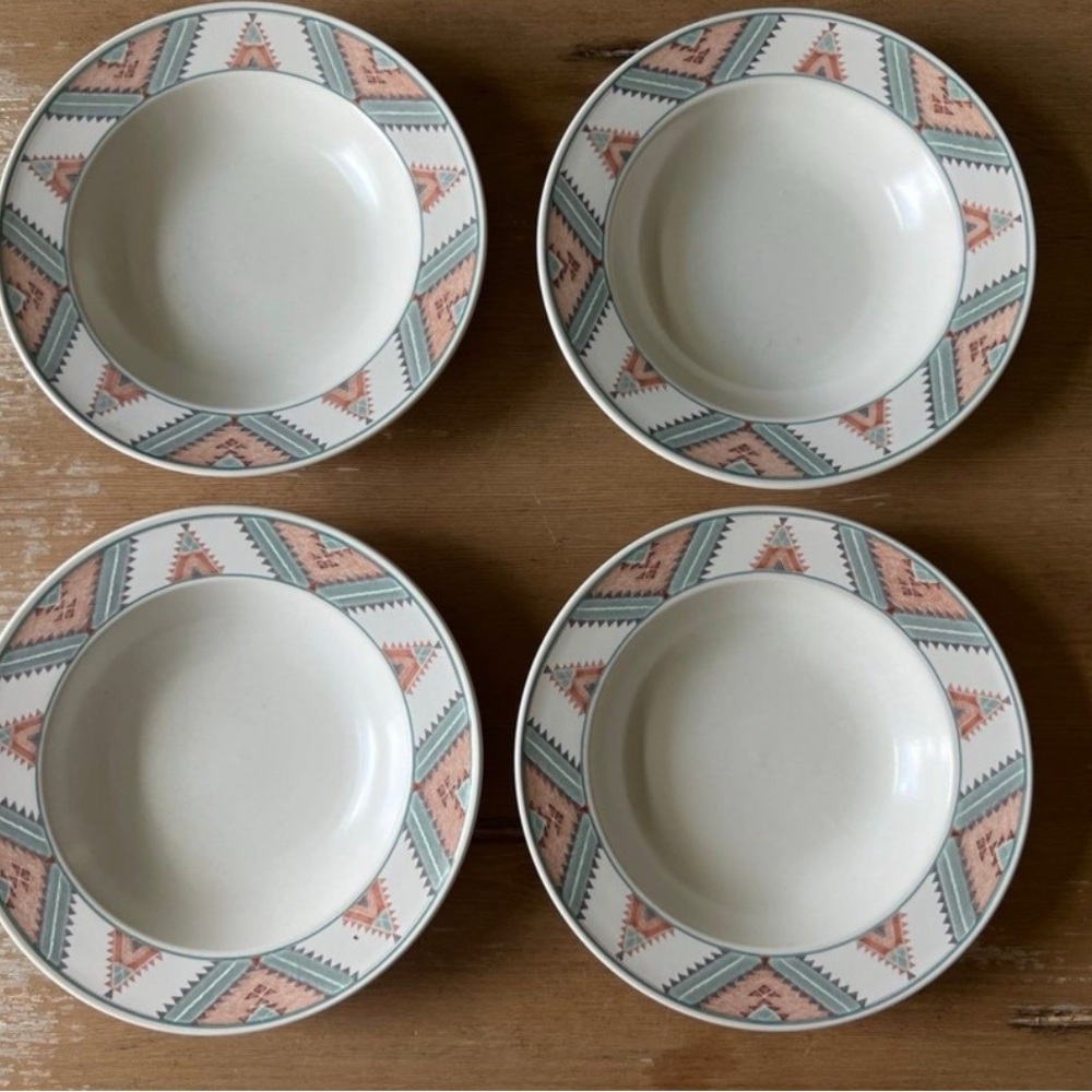 4 Mikasa Intaglio CAC24 Santa Fe Southwest 9" salad/Soup Dinner Bowls